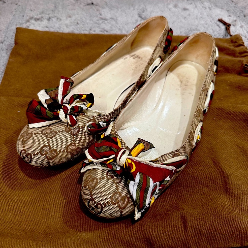GUCCI ballet flats GG with fabric bow details- authentic + dust cover bags